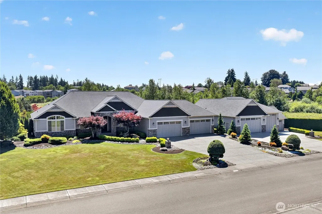 3006 220th Avenue E Lake Tapps WA 98391