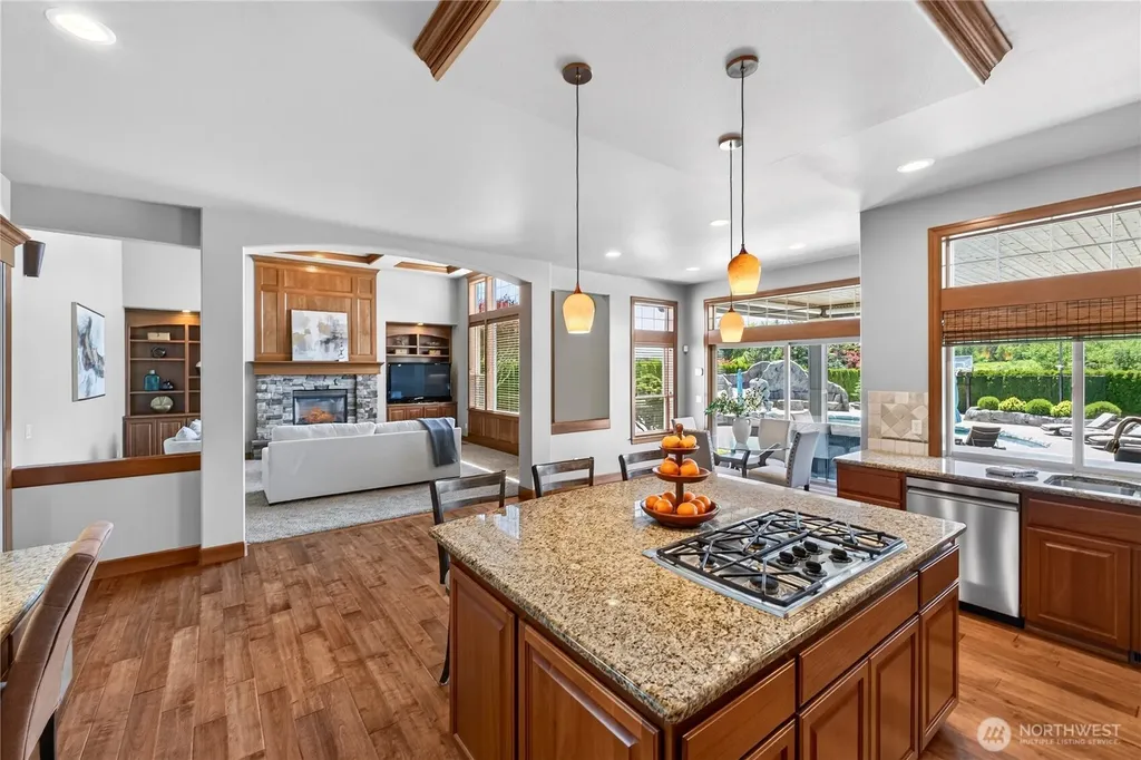 3006 220th Avenue E Lake Tapps WA 98391