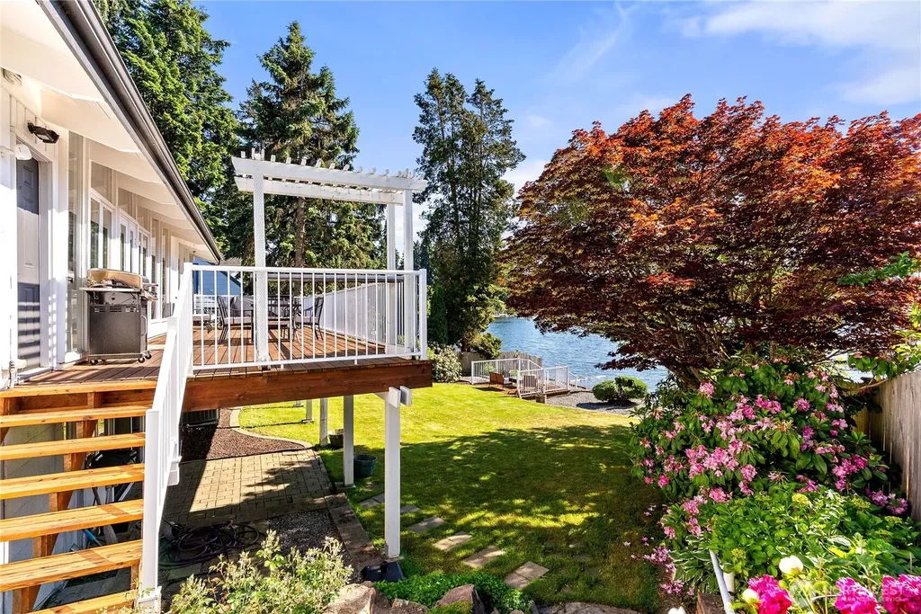 30415 28th Avenue S Federal Way WA 98003