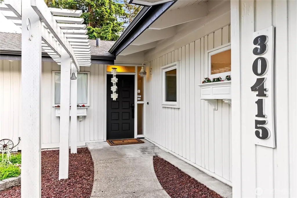 30415 28th Avenue S Federal Way WA 98003