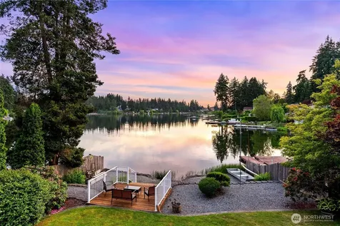 30415 28th Avenue S Federal Way WA 98003