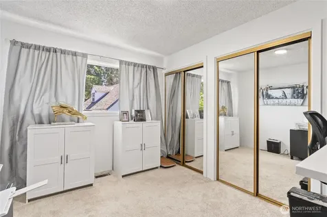 30415 28th Avenue S Federal Way WA 98003
