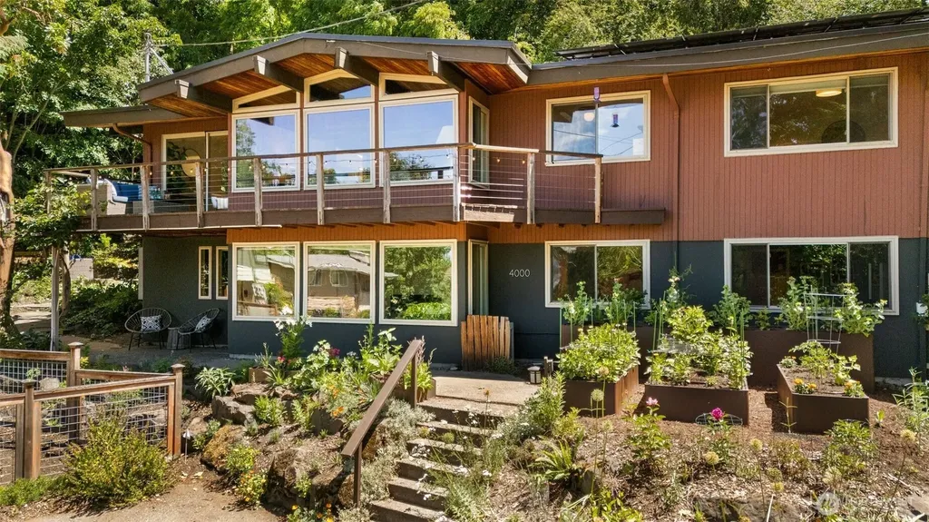 4000 SW Myrtle Street Seattle WA 98136