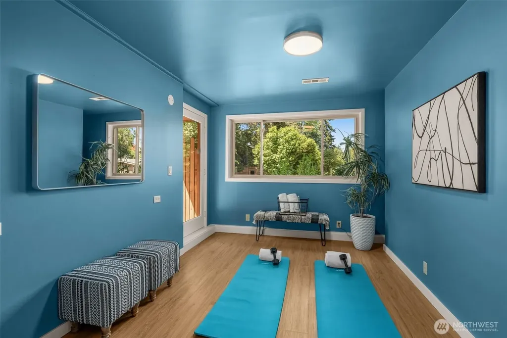 4000 SW Myrtle Street Seattle WA 98136