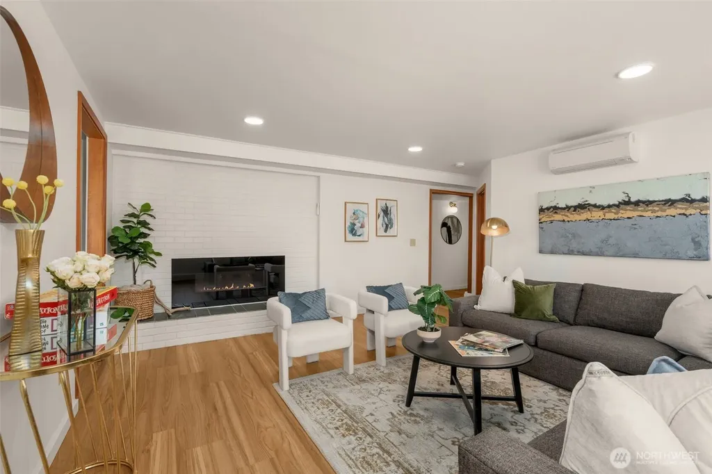 4000 SW Myrtle Street Seattle WA 98136