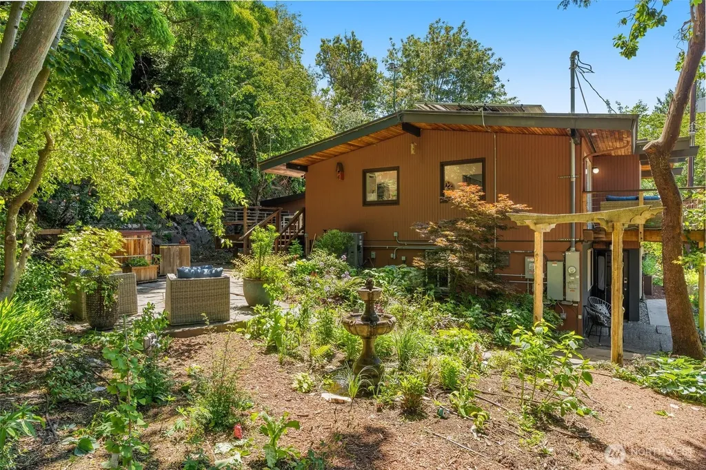 4000 SW Myrtle Street Seattle WA 98136