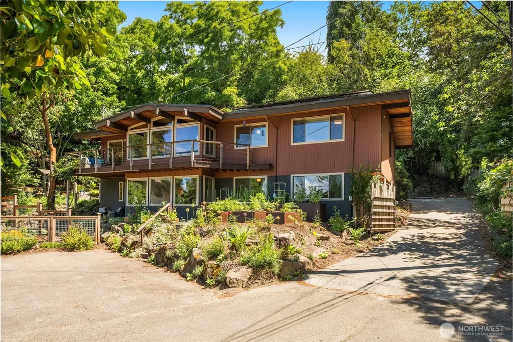 4000 SW Myrtle Street Seattle WA 98136
