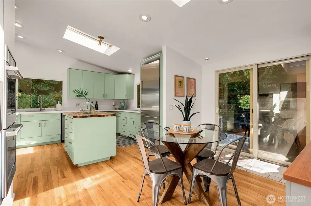 4000 SW Myrtle Street Seattle WA 98136
