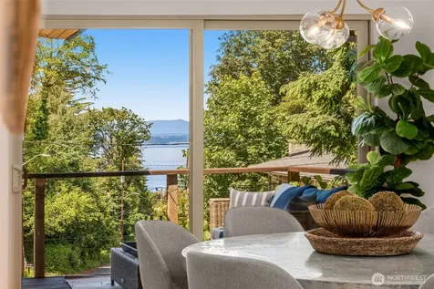 4000 SW Myrtle Street Seattle WA 98136