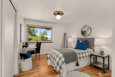 4000 SW Myrtle Street Seattle WA 98136
