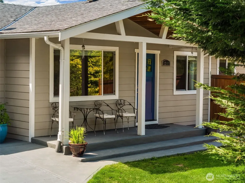 12117 179th Avenue SE Renton WA 98059