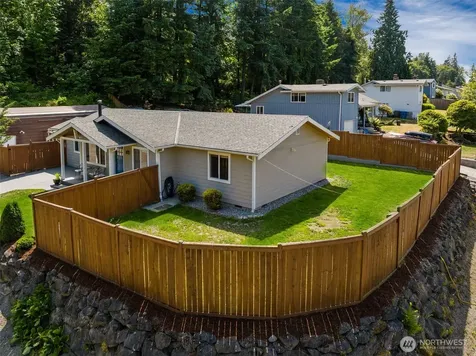 12117 179th Avenue SE Renton WA 98059