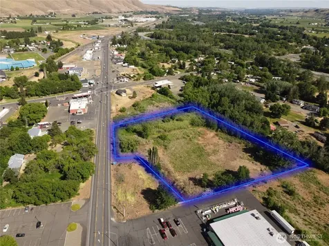 10812 Highway 12 Naches WA 98937