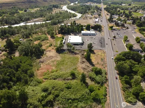 10812 Highway 12 Naches WA 98937