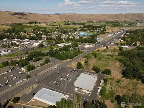 10812 Highway 12 Naches WA 98937