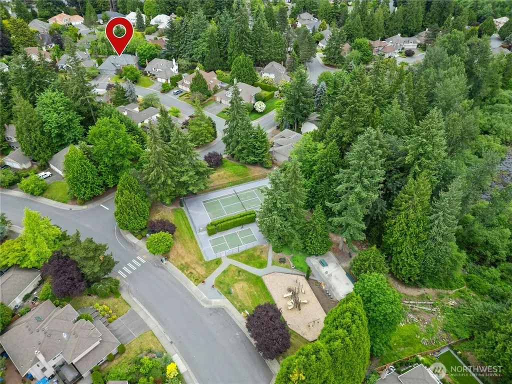 2122 221st Place NE Sammamish WA 98074