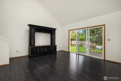 2122 221st Place NE Sammamish WA 98074