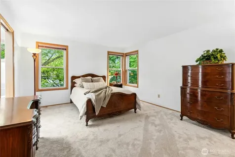 2122 221st Place NE Sammamish WA 98074