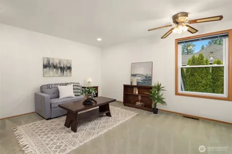 2122 221st Place NE Sammamish WA 98074