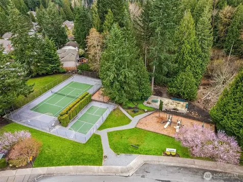 2122 221st Place NE Sammamish WA 98074