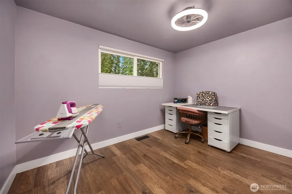8442 NE 141st Street Kirkland WA 98034