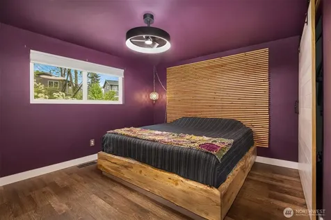 8442 NE 141st Street Kirkland WA 98034