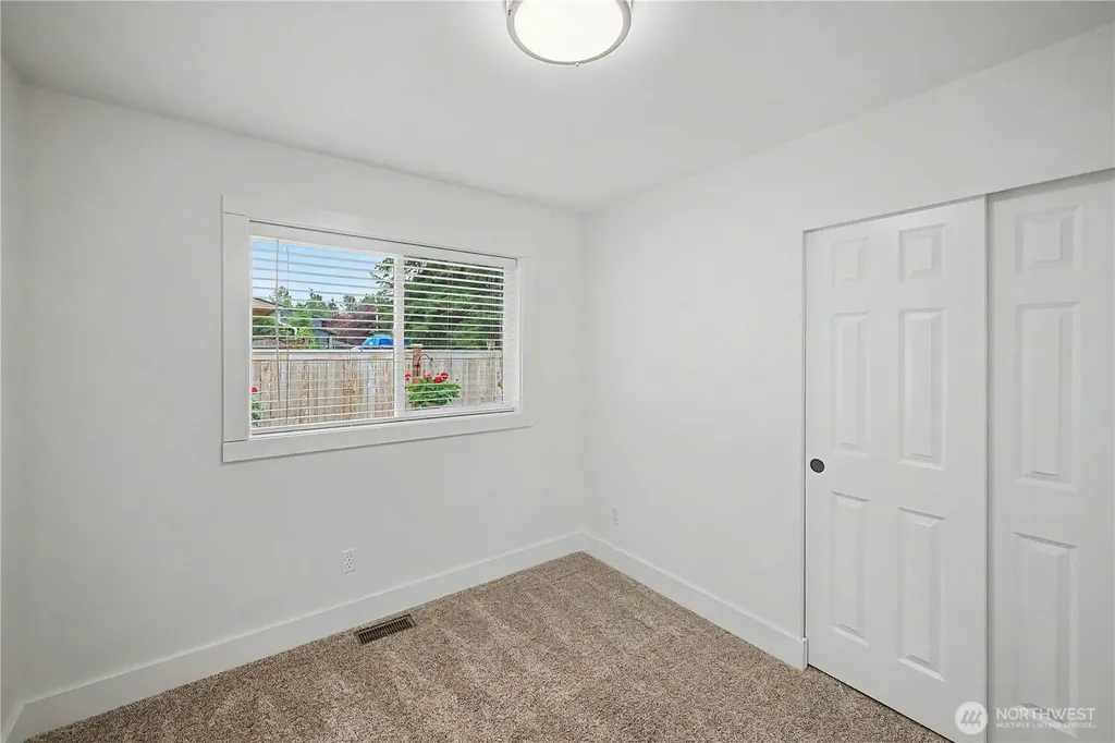 20919 66th Avenue NE Arlington WA 98223