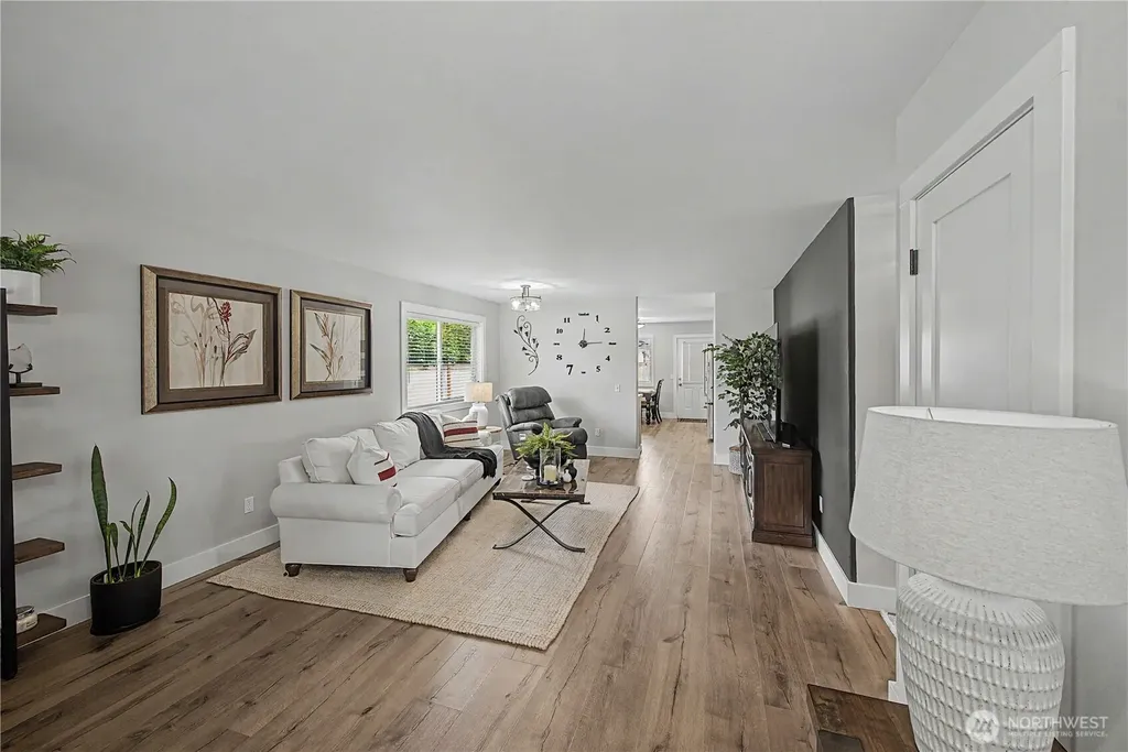 20919 66th Avenue NE Arlington WA 98223