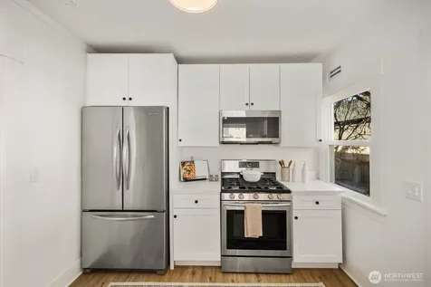 3443 21st Avenue W Seattle WA 98199
