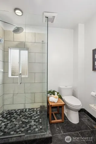 3443 21st Avenue W Seattle WA 98199