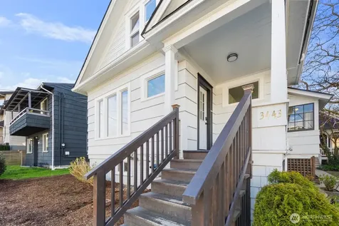 3443 21st Avenue W Seattle WA 98199