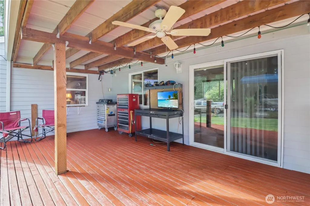290 E Budd Drive Shelton WA 98584