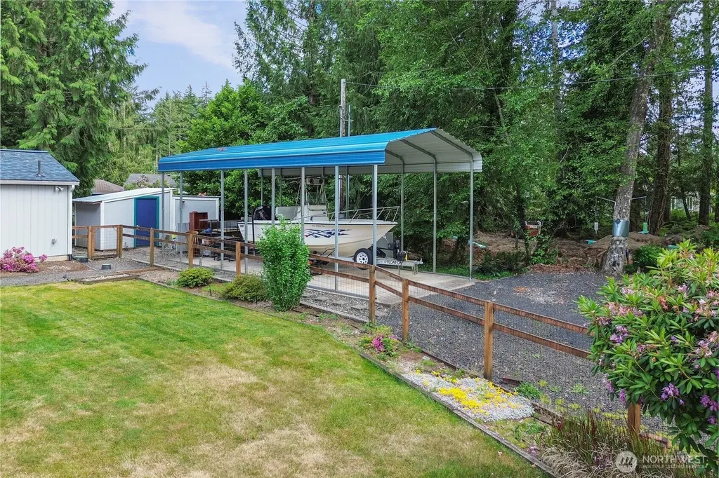 290 E Budd Drive Shelton WA 98584
