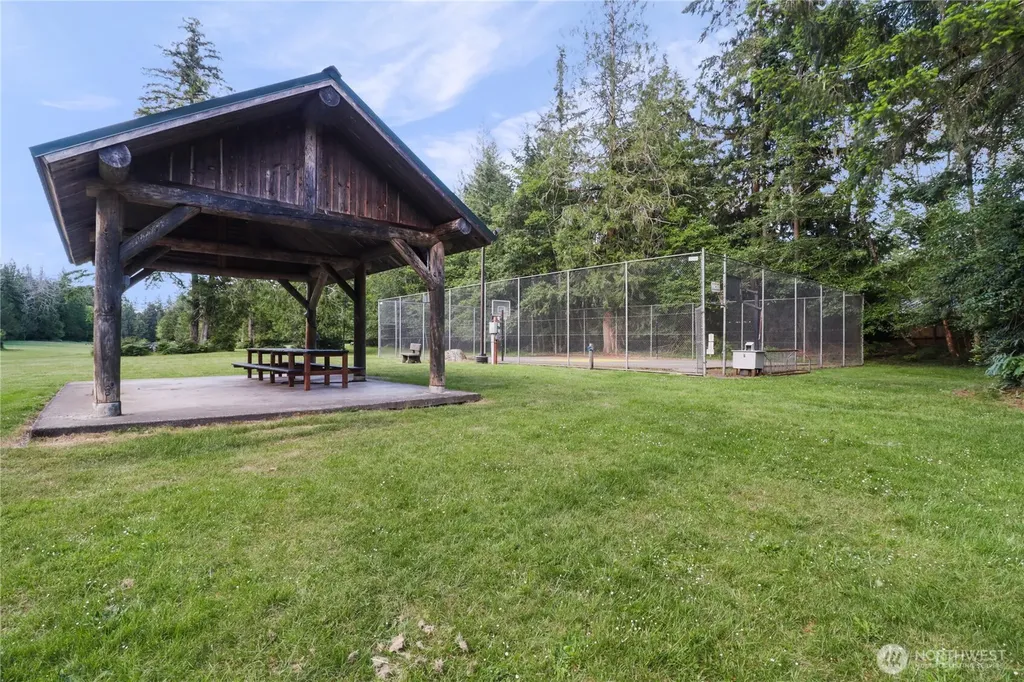 290 E Budd Drive Shelton WA 98584