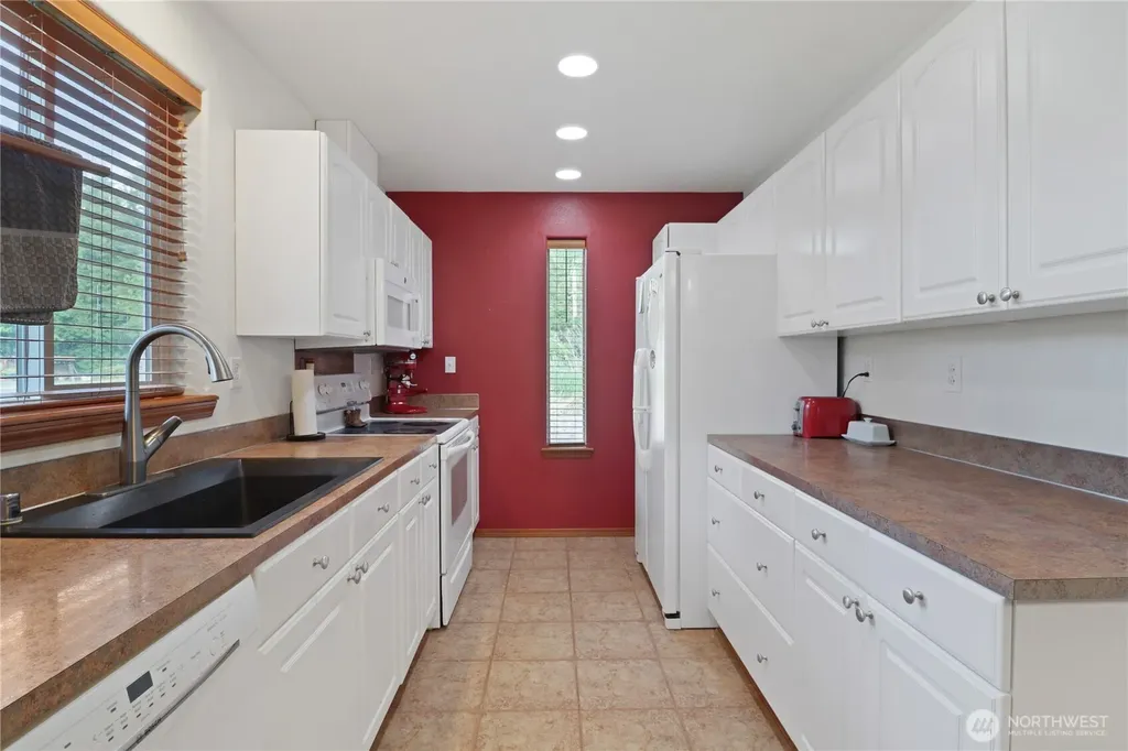 290 E Budd Drive Shelton WA 98584