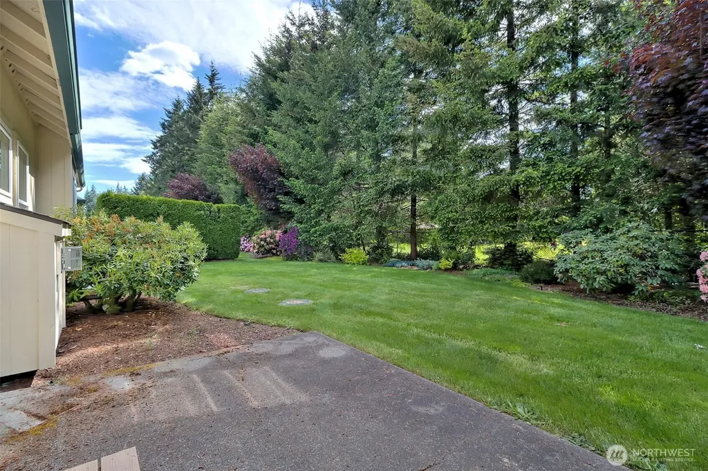 141 E Beaumont Drive Shelton WA 98584