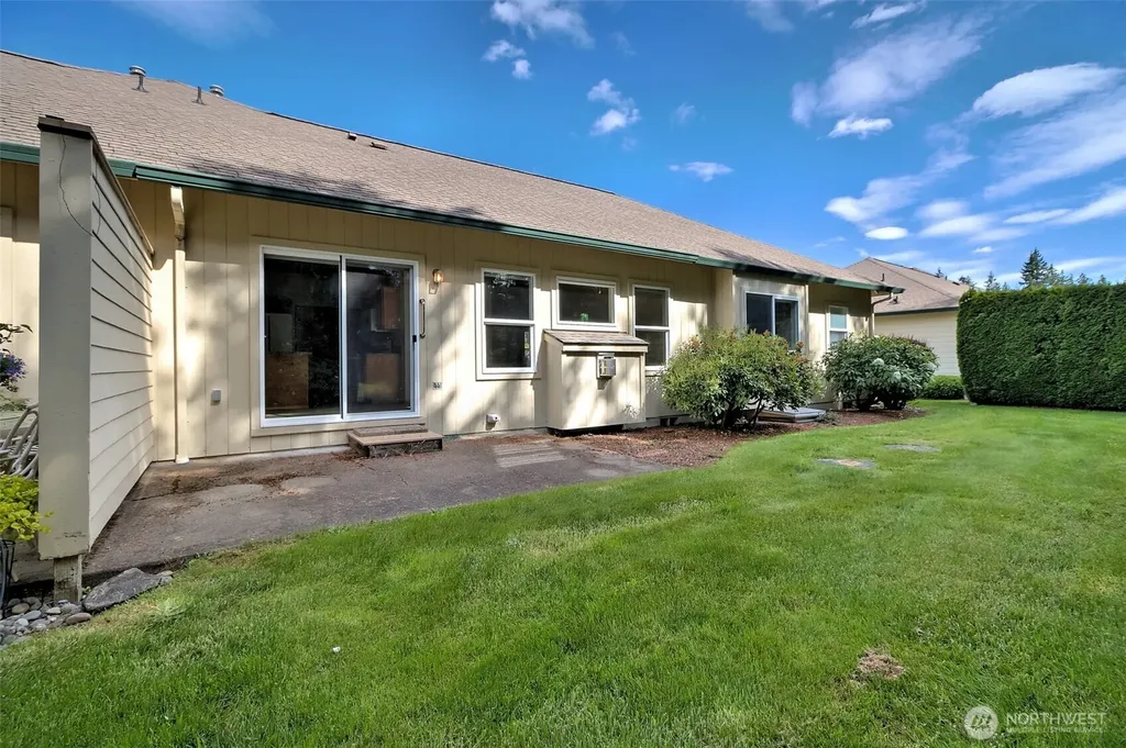 141 E Beaumont Drive Shelton WA 98584