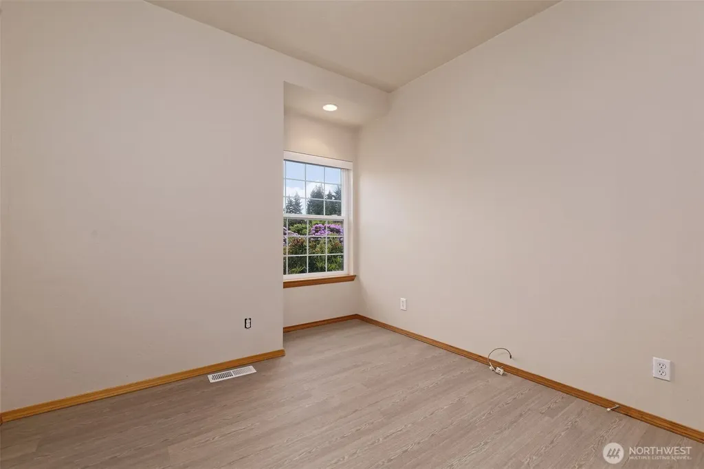 141 E Beaumont Drive Shelton WA 98584