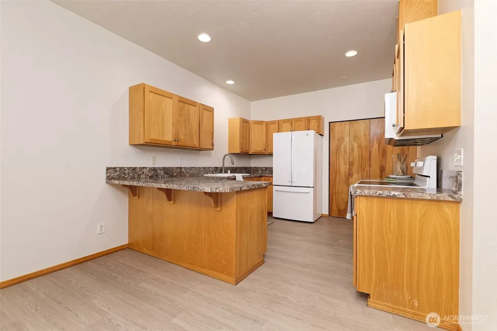 141 E Beaumont Drive Shelton WA 98584