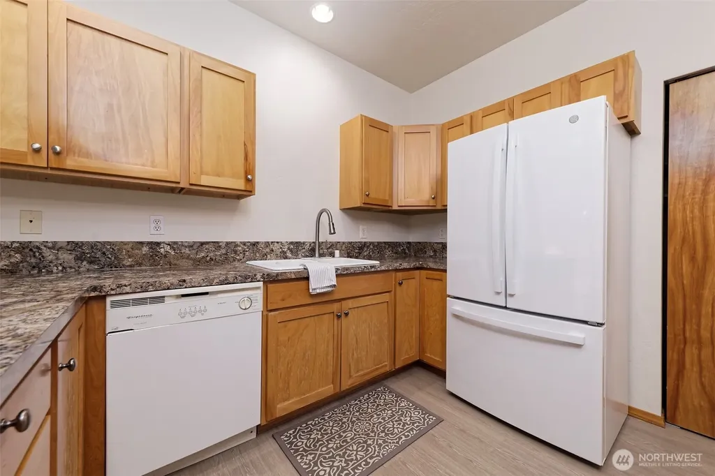 141 E Beaumont Drive Shelton WA 98584