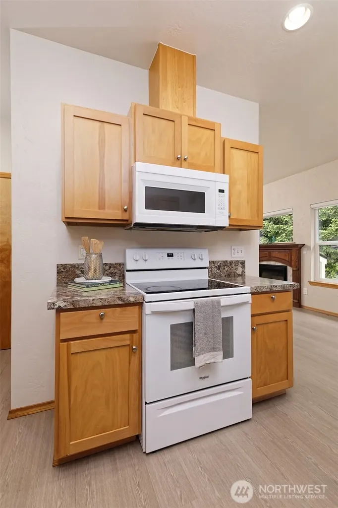 141 E Beaumont Drive Shelton WA 98584
