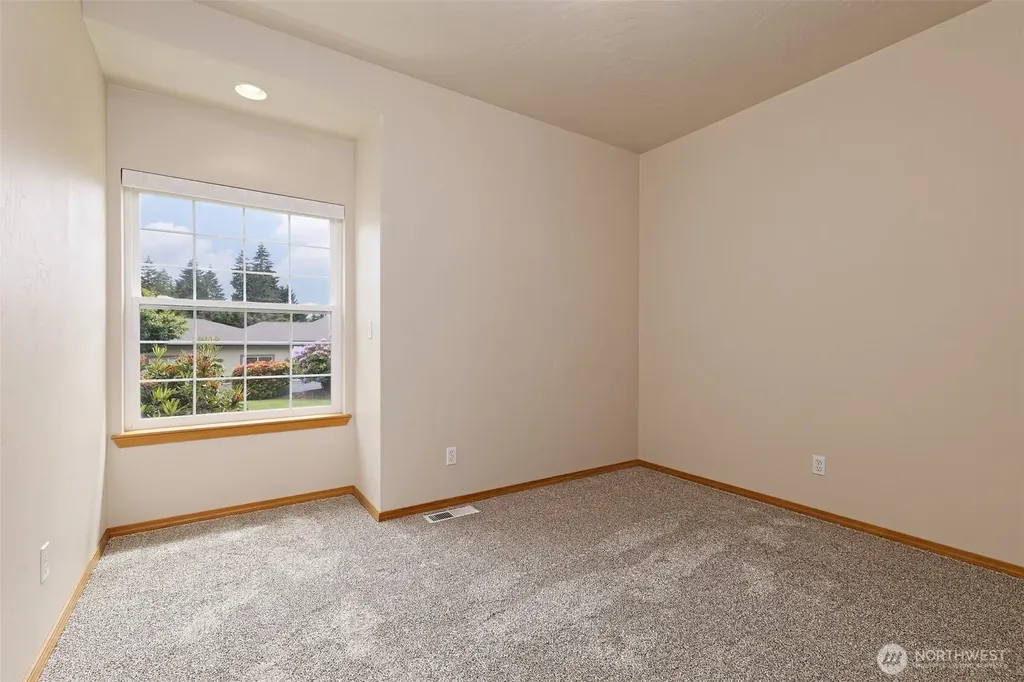 141 E Beaumont Drive Shelton WA 98584