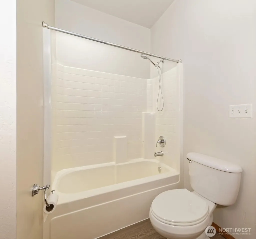 141 E Beaumont Drive Shelton WA 98584