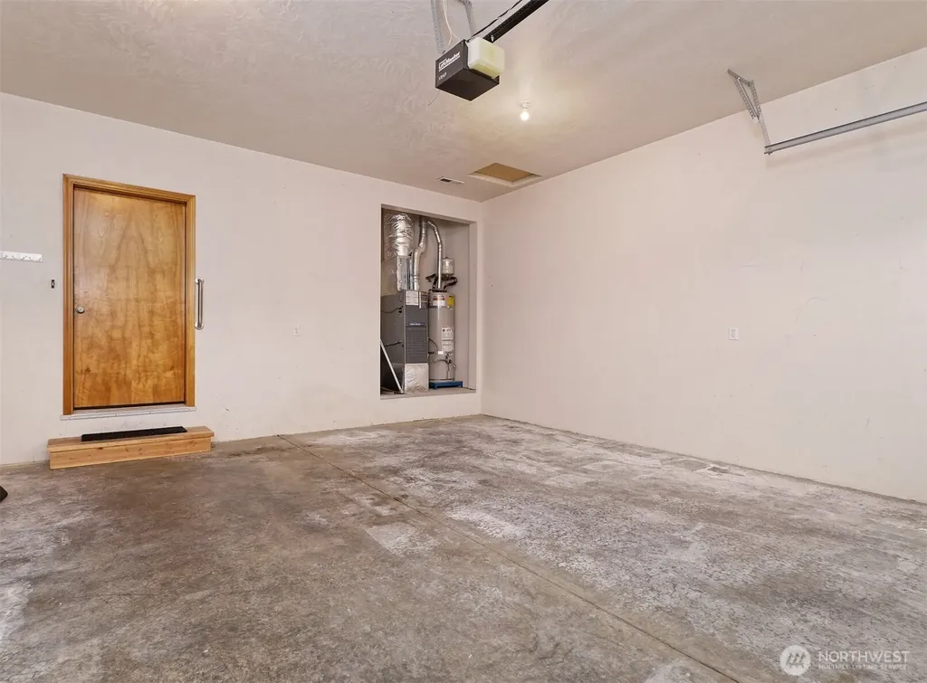 141 E Beaumont Drive Shelton WA 98584