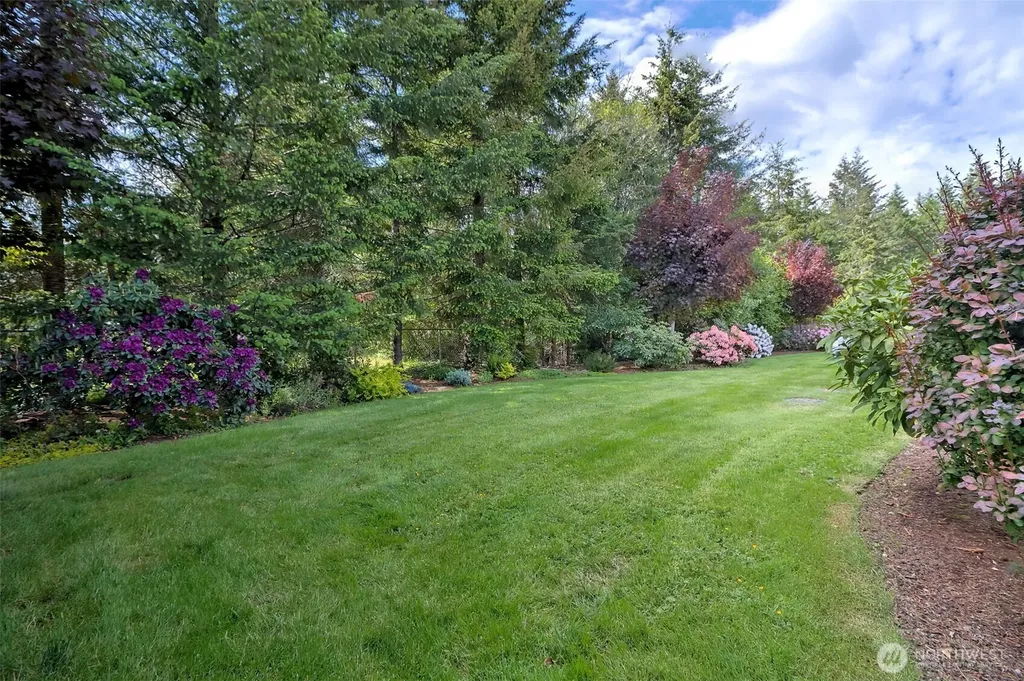 141 E Beaumont Drive Shelton WA 98584