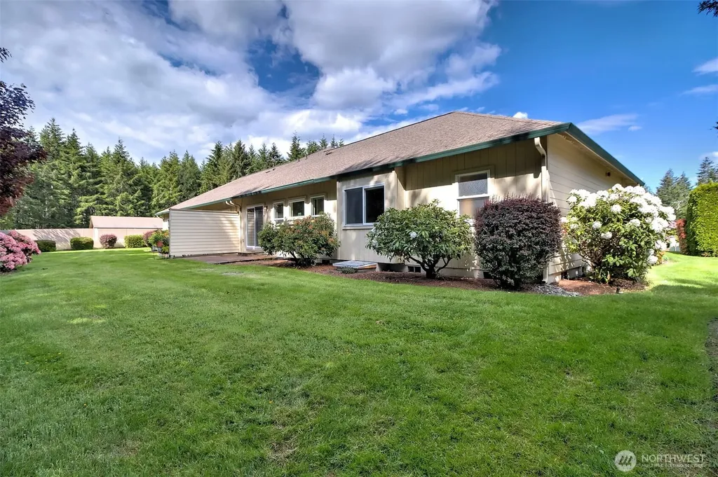141 E Beaumont Drive Shelton WA 98584