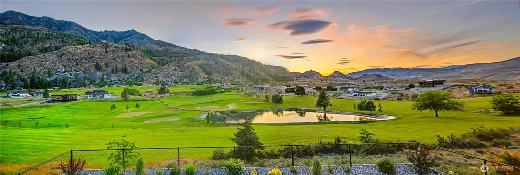22 Frontage Road Pateros WA 98846