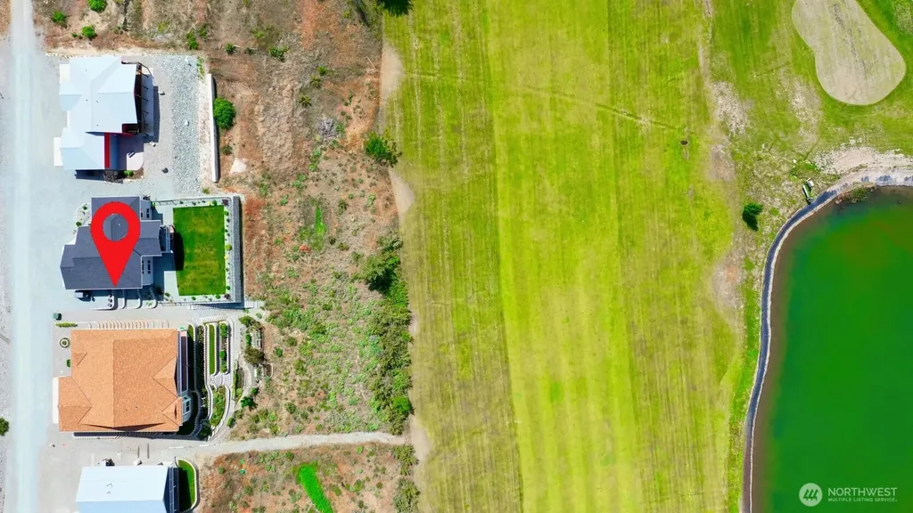 22 Frontage Road Pateros WA 98846