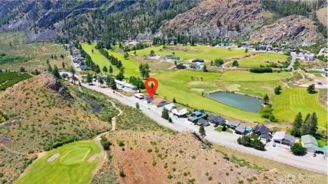 22 Frontage Road Pateros WA 98846