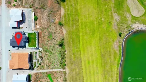 22 Frontage Road Pateros WA 98846
